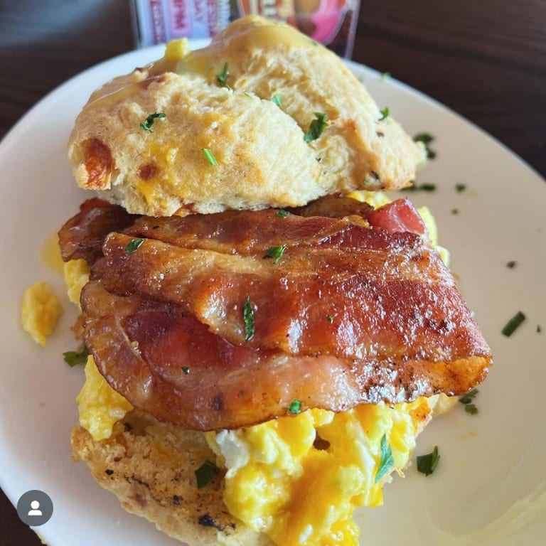 Southern Comfort: Indulge in Lobster Delights